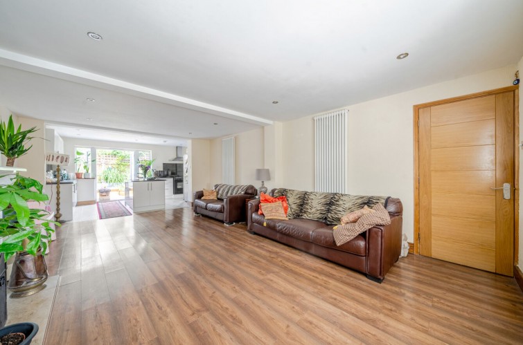 44 Clifford Road, Richmond