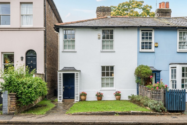 225 Petersham Road, Richmond