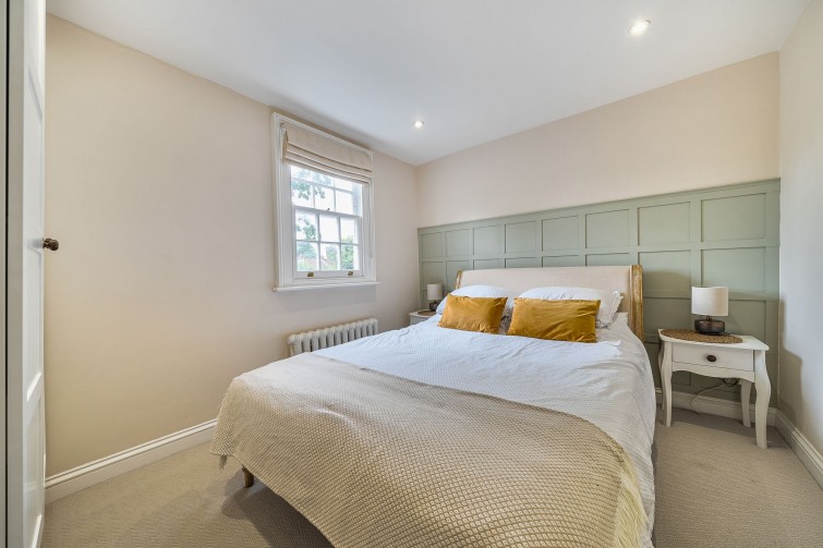 225 Petersham Road, Richmond