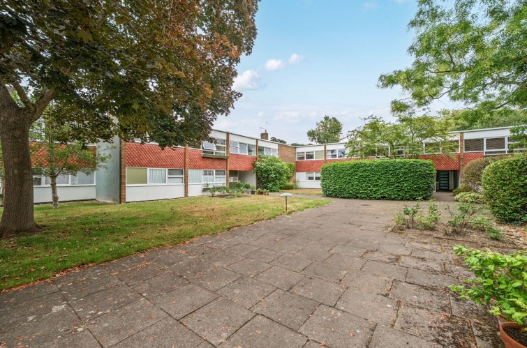 12 Brooke Court Parkleys, Richmond