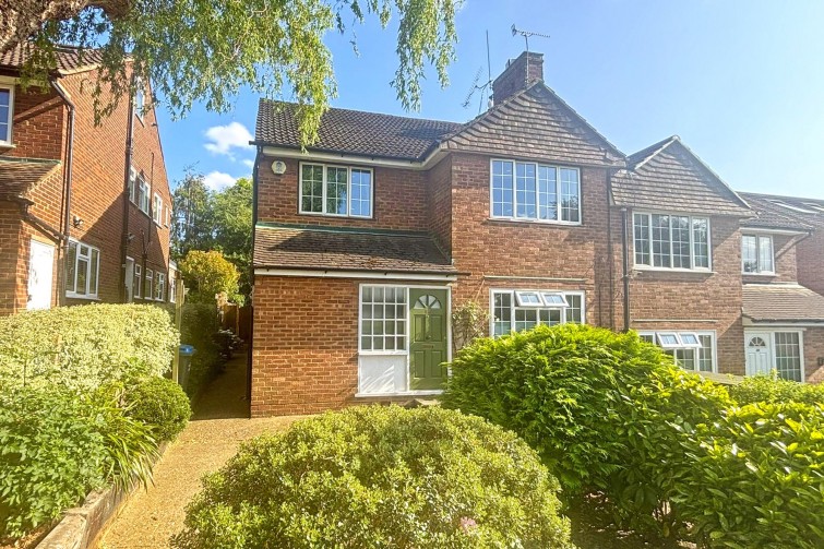 24 Kelvedon Close, Kingston Upon Thames