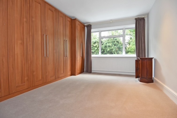 24 Kelvedon Close, Kingston Upon Thames
