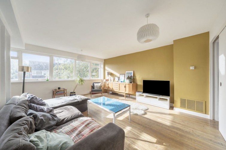 14 Breamwater Gardens, Richmond