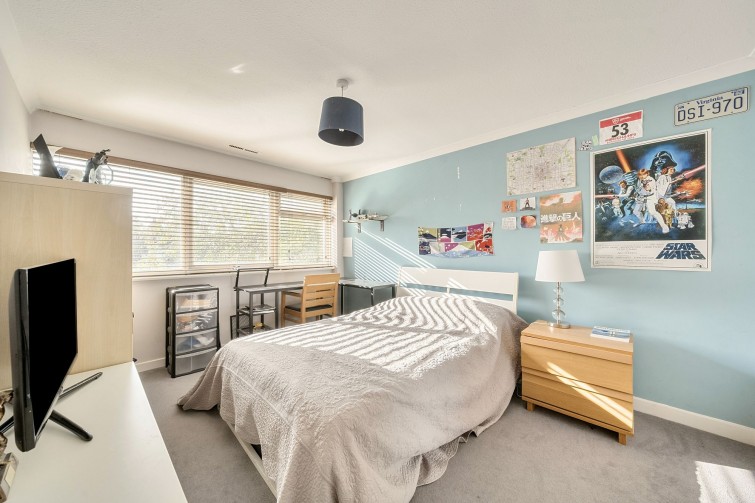 14 Breamwater Gardens, Richmond