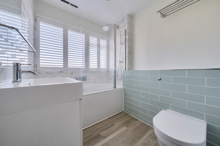 14 Breamwater Gardens, Richmond