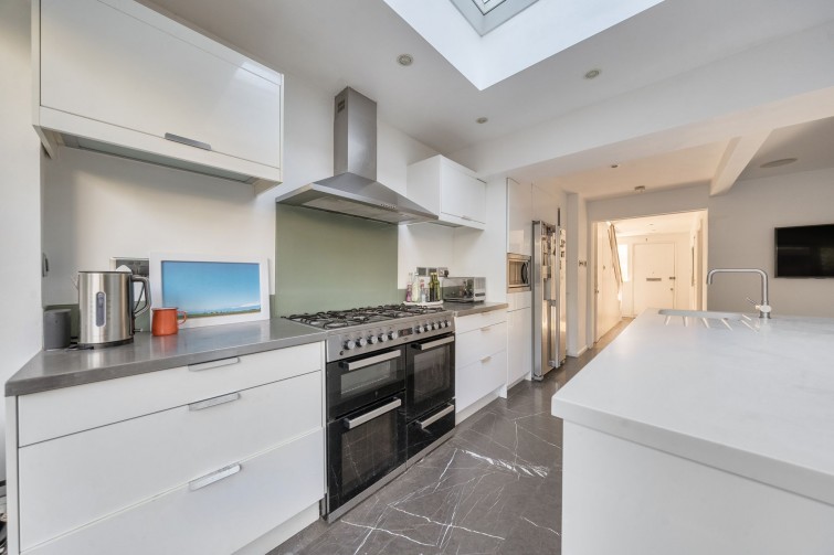 14 Breamwater Gardens, Richmond