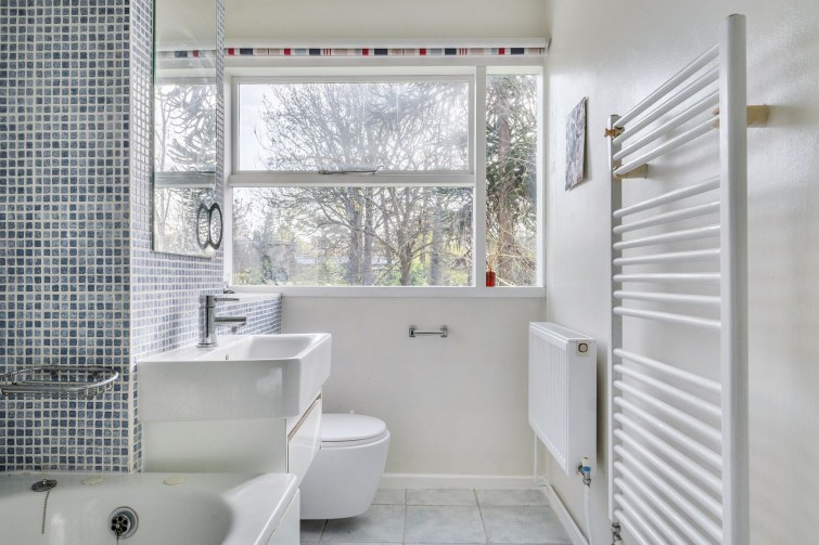 4 Tennyson Court Parkleys, Richmond