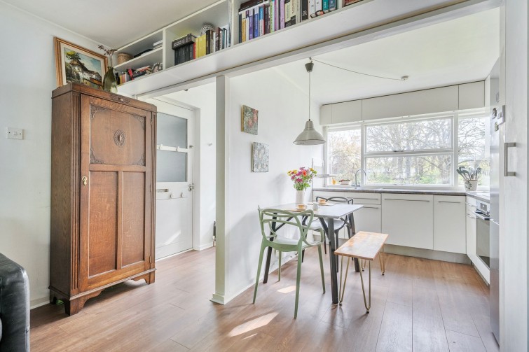 4 Tennyson Court Parkleys, Richmond