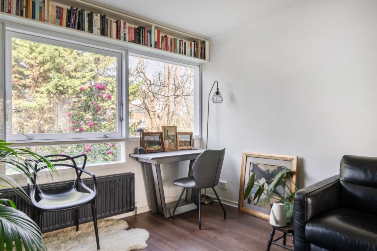 4 Tennyson Court Parkleys, Richmond