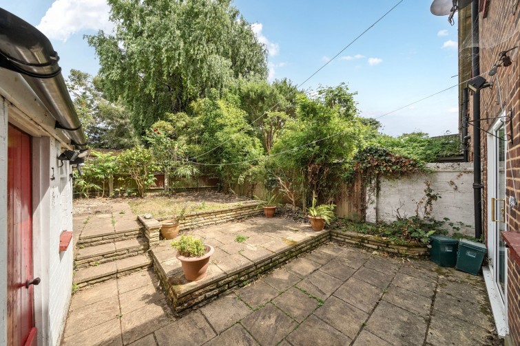 32 Clifford Road, Richmond