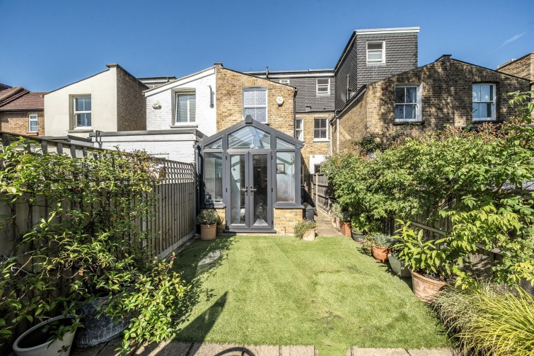 22 Lock Road, Richmond