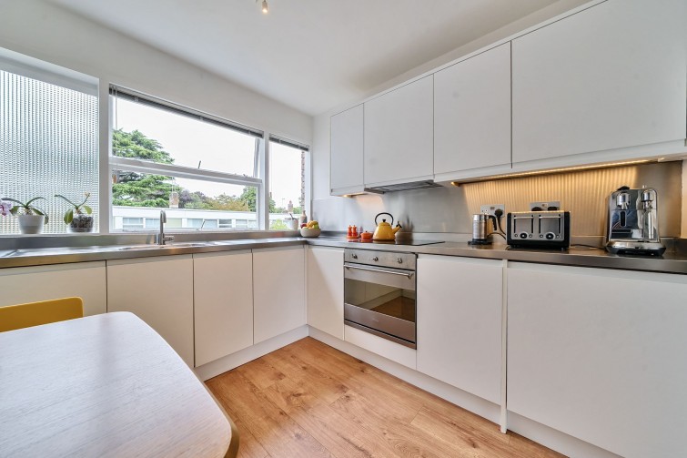 13 Marlowe Court Parkleys, Richmond