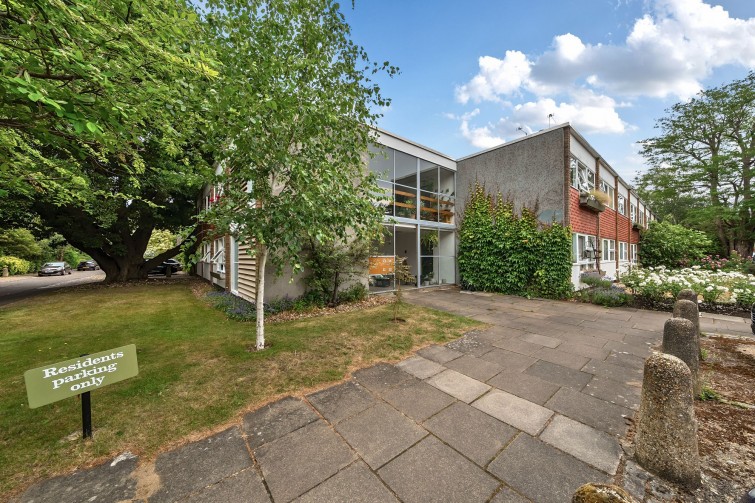 13 Marlowe Court Parkleys, Richmond