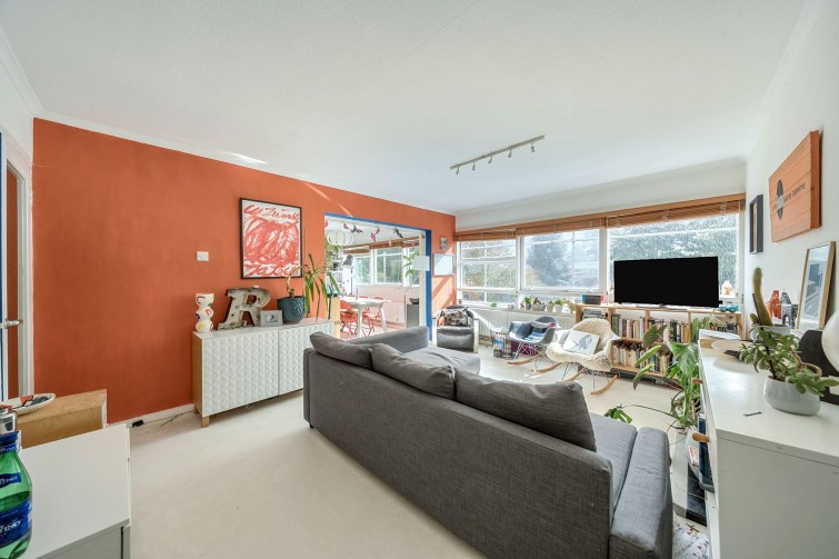 7 Dryden Court Parkleys, Richmond