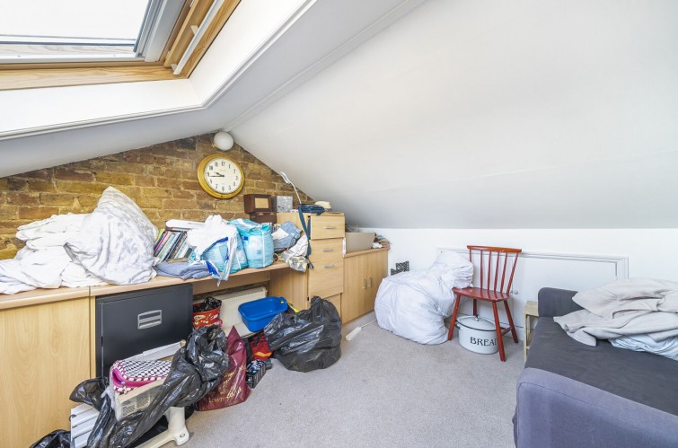 11 Evelyn Road, Ham