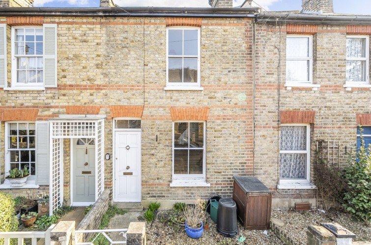 11 Evelyn Road, Ham