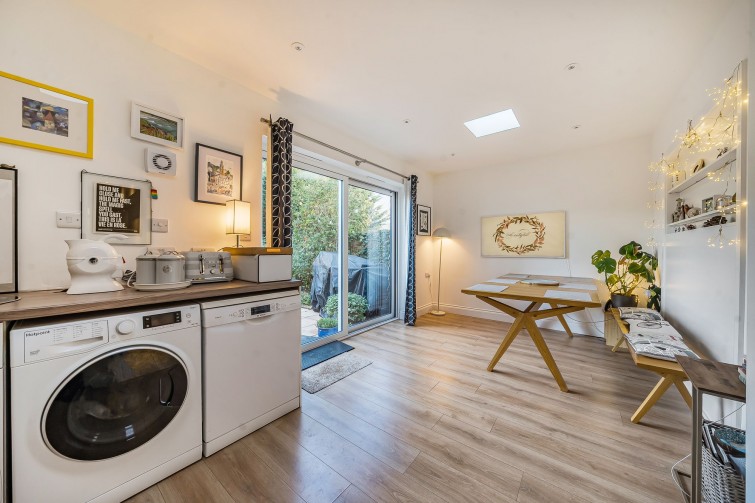 64 Hollybush Road, Kingston Upon Thames