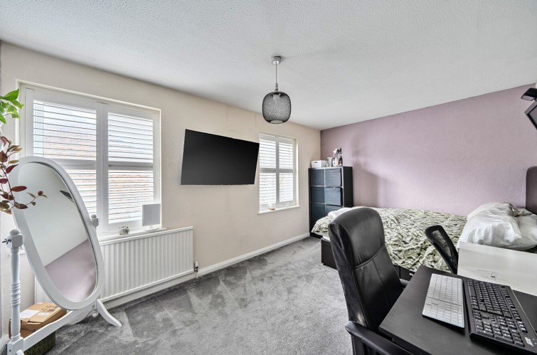 6 Thamesgate Close, Richmond