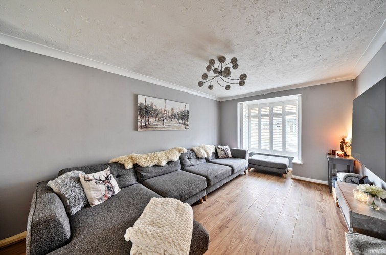 6 Thamesgate Close, Richmond