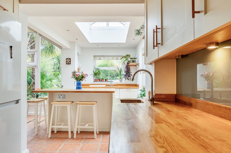 28 Tangmere Grove, Kingston Upon Thames