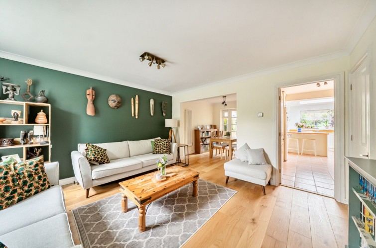 28 Tangmere Grove, Kingston Upon Thames