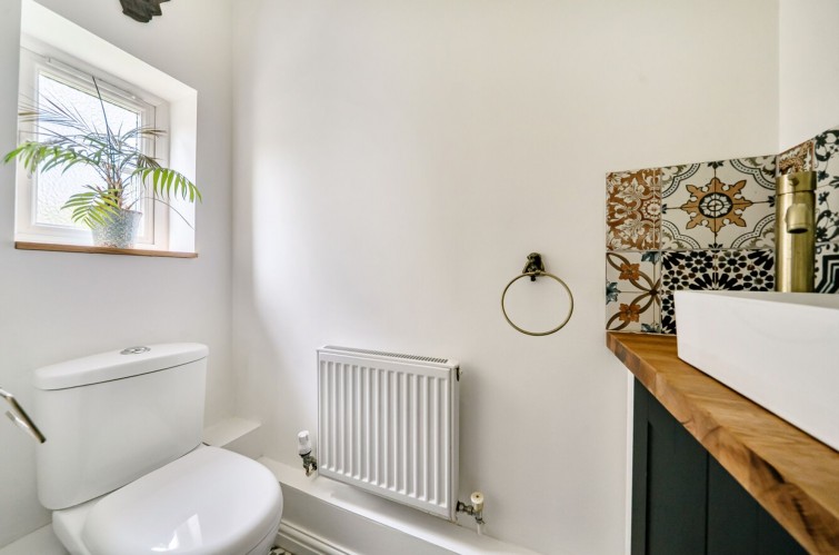 28 Tangmere Grove, Kingston Upon Thames