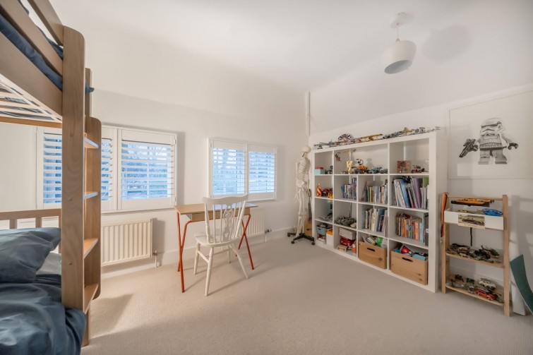 19 Lock Road, Richmond