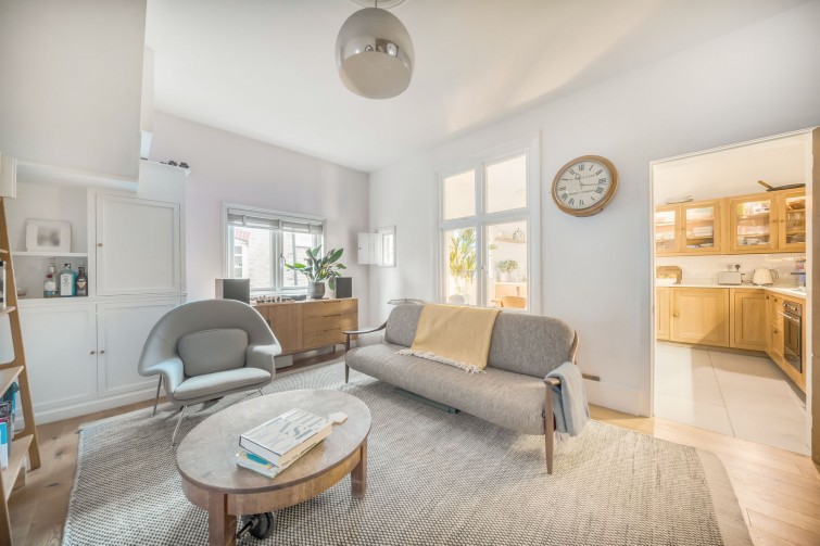 19 Lock Road, Richmond