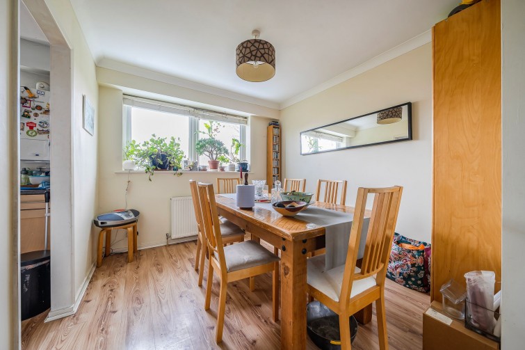 65 Perryfield Way, Richmond