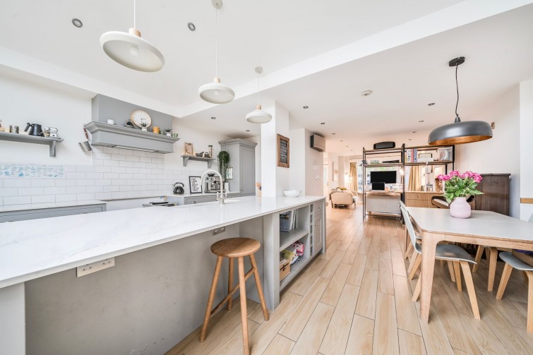 26 Barnfield Avenue, Kingston Upon Thames