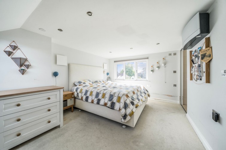 26 Barnfield Avenue, Kingston Upon Thames