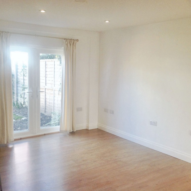 18 Barnfield Avenue, Kingston Upon Thames