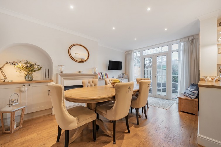 18 Barnfield Avenue, Kingston Upon Thames