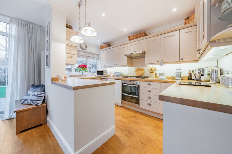 18 Barnfield Avenue, Kingston Upon Thames