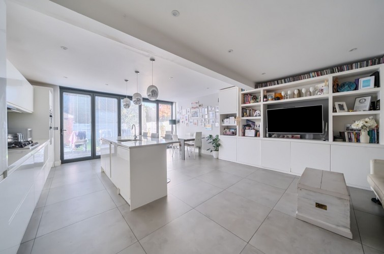 148 Tudor Drive, Kingston Upon Thames