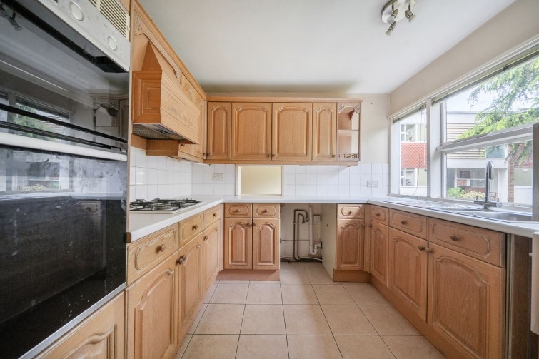 1 Marlowe Court Parkleys, Richmond