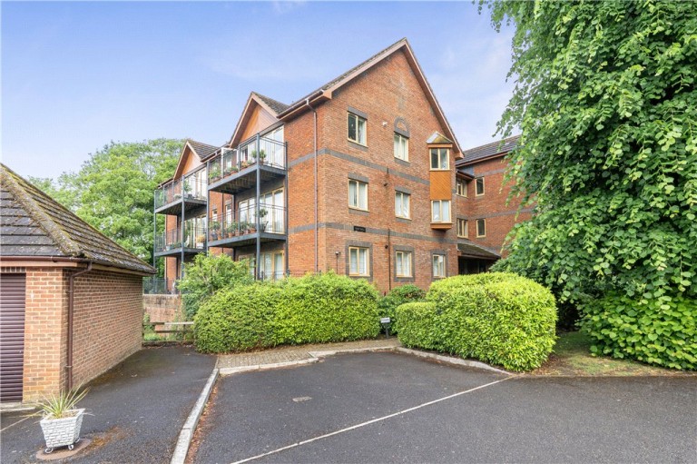 Hollman Drive, Romsey, Hampshire