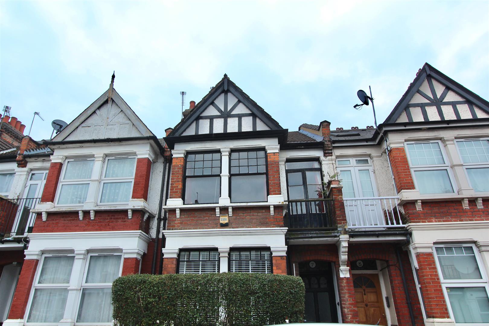 View full details for St. Margaret's Avenue, N15