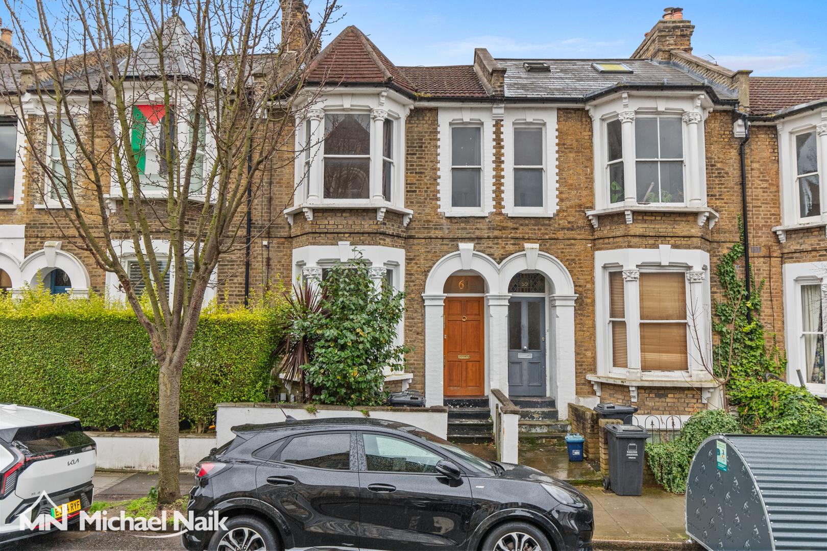 View full details for Barretts Grove, N16