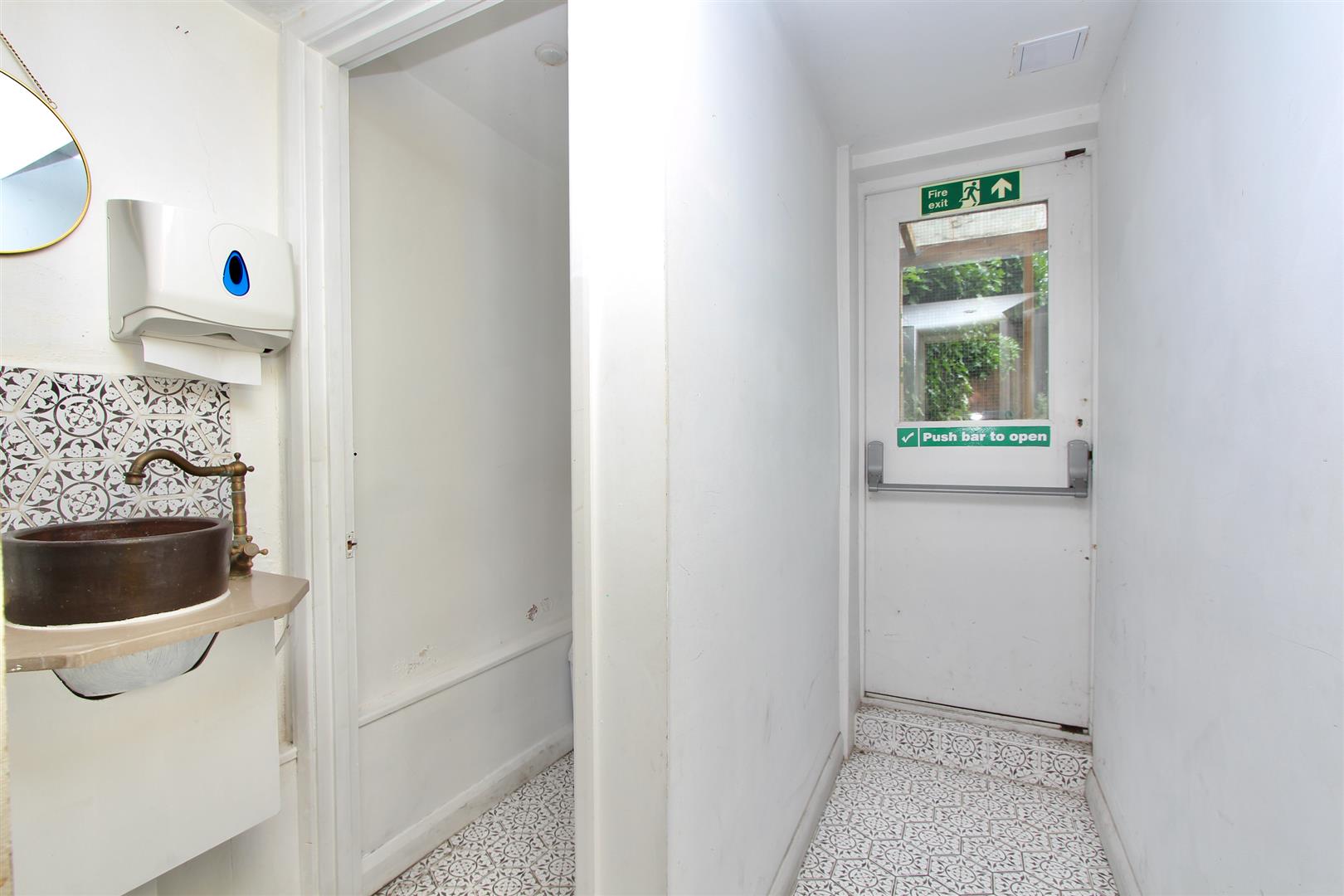 Image for Cazenove Road, N16