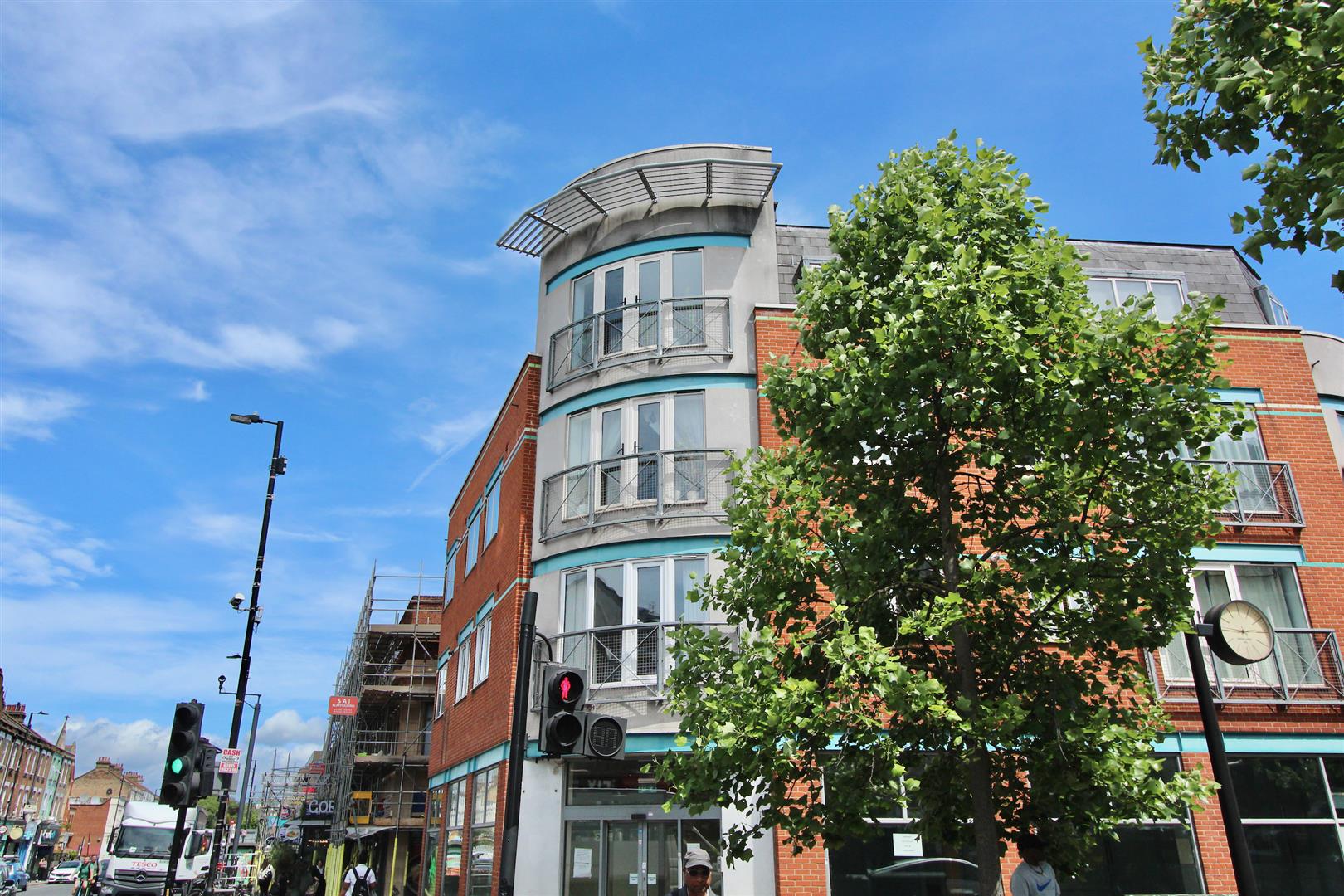 View full details for Coliseum , Salisbury Promenade, N8
