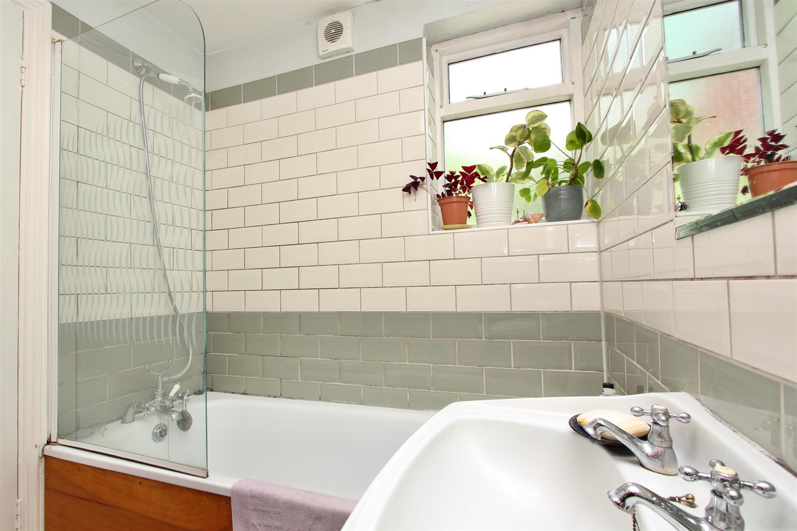 Image for Sydner Road, N16