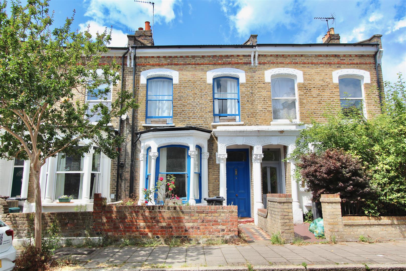 View full details for Dynevor Road, N16