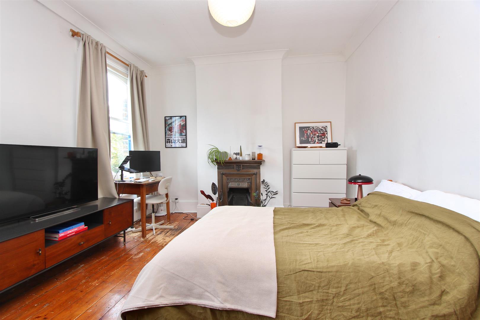 Image for Dynevor Road, N16