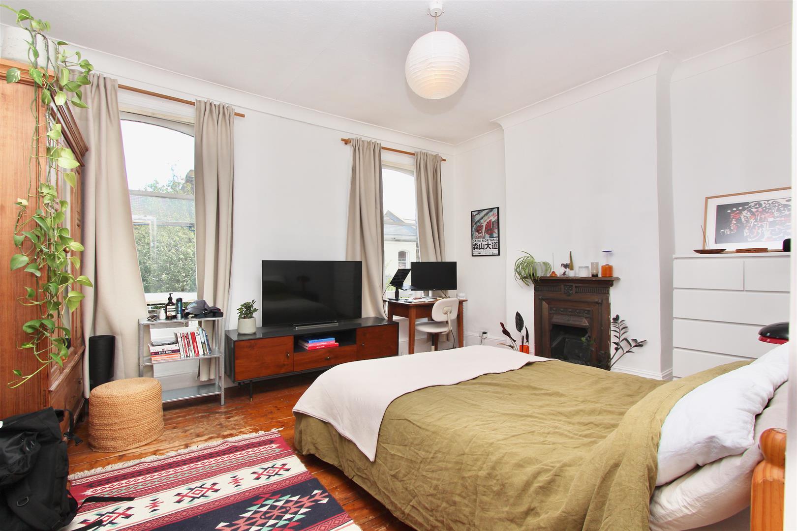 Image for Dynevor Road, N16