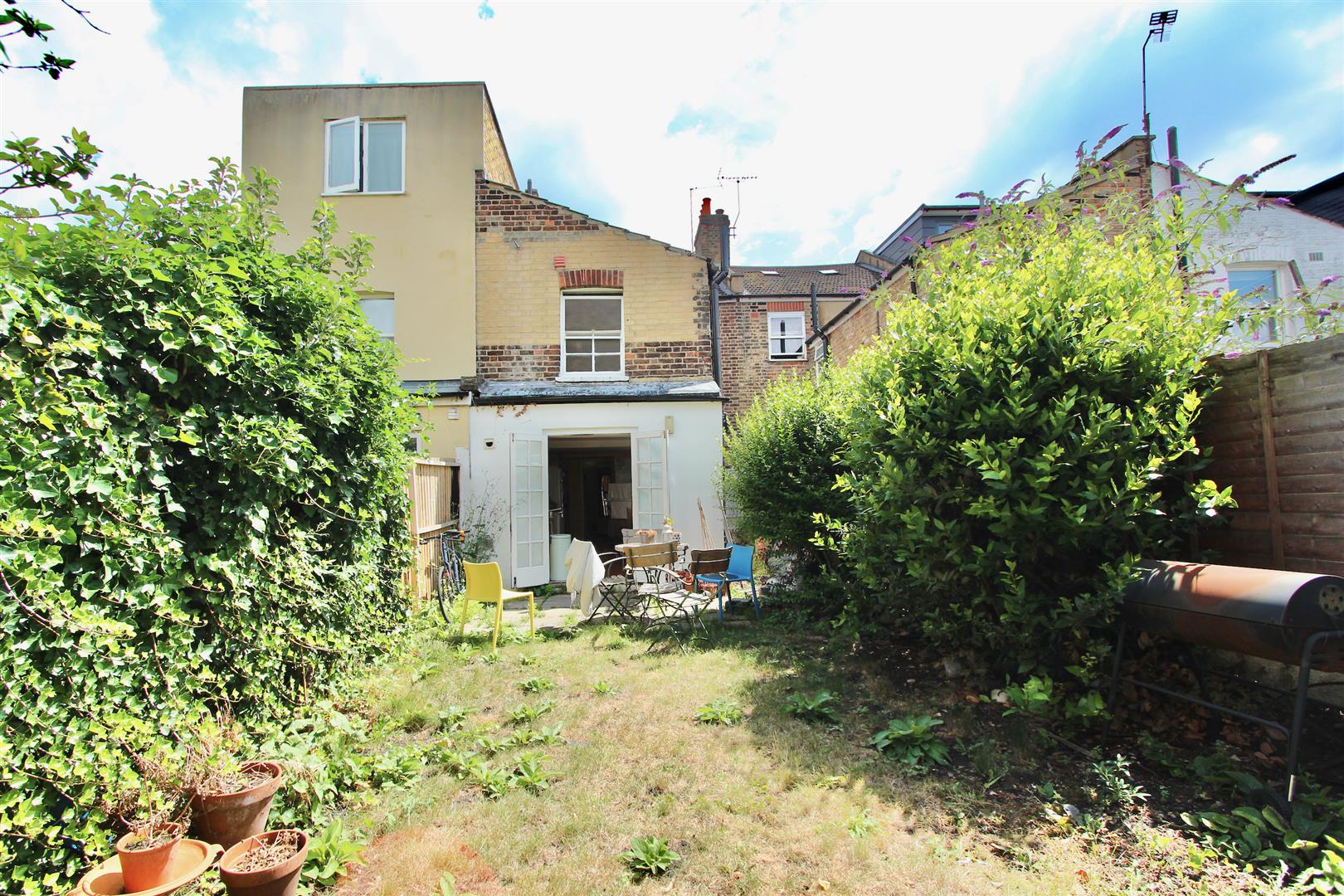Image for Dynevor Road, N16