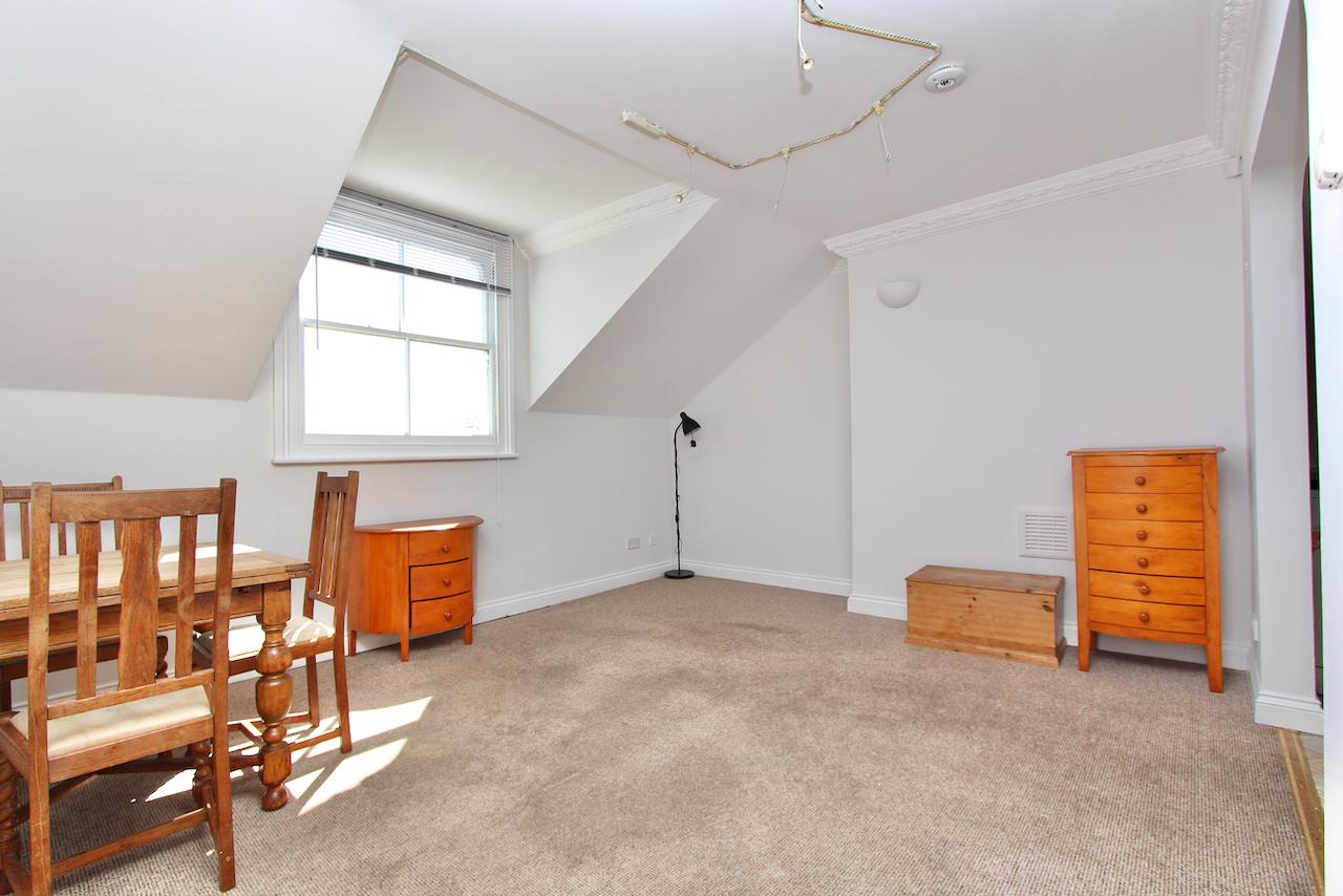 View full details for Cazenove Road, N16
