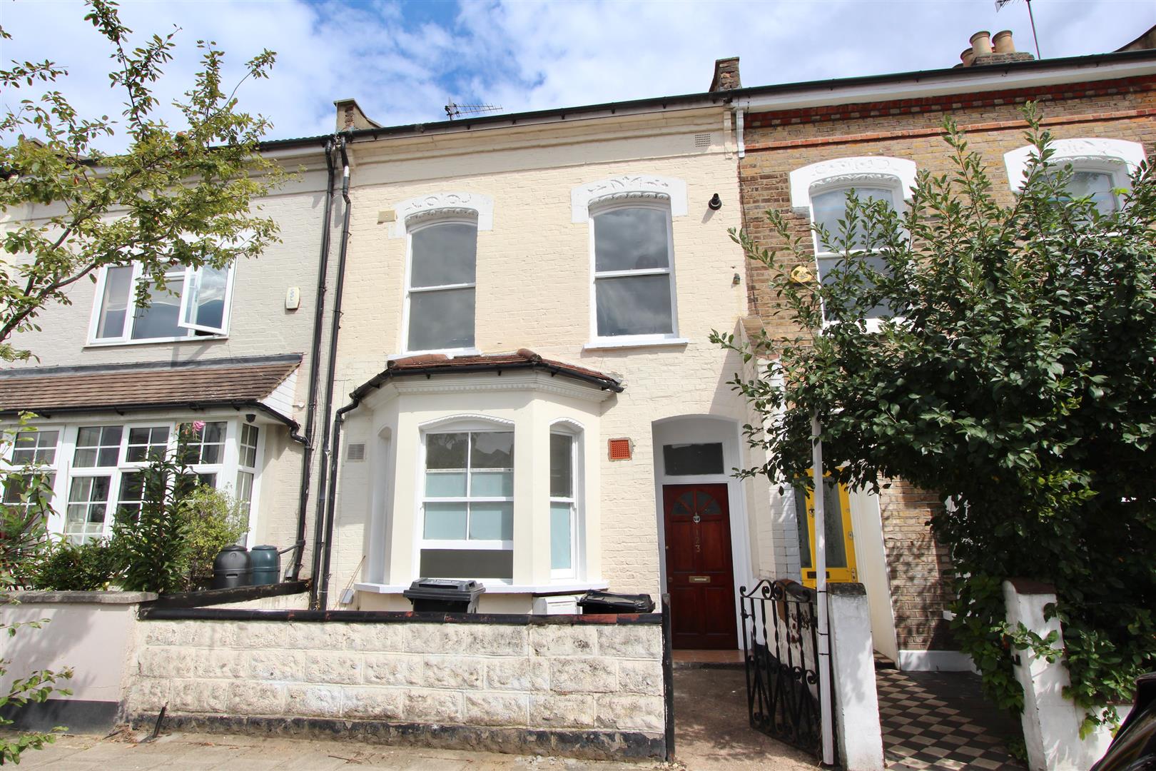 View full details for Dynevor Road, N16