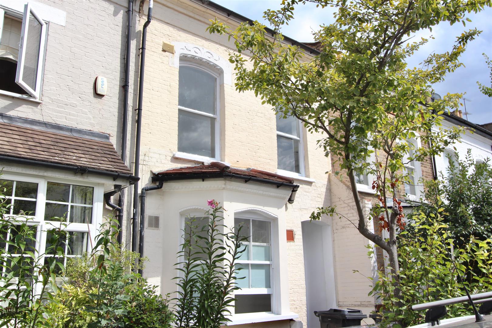 Image for Dynevor Road, N16