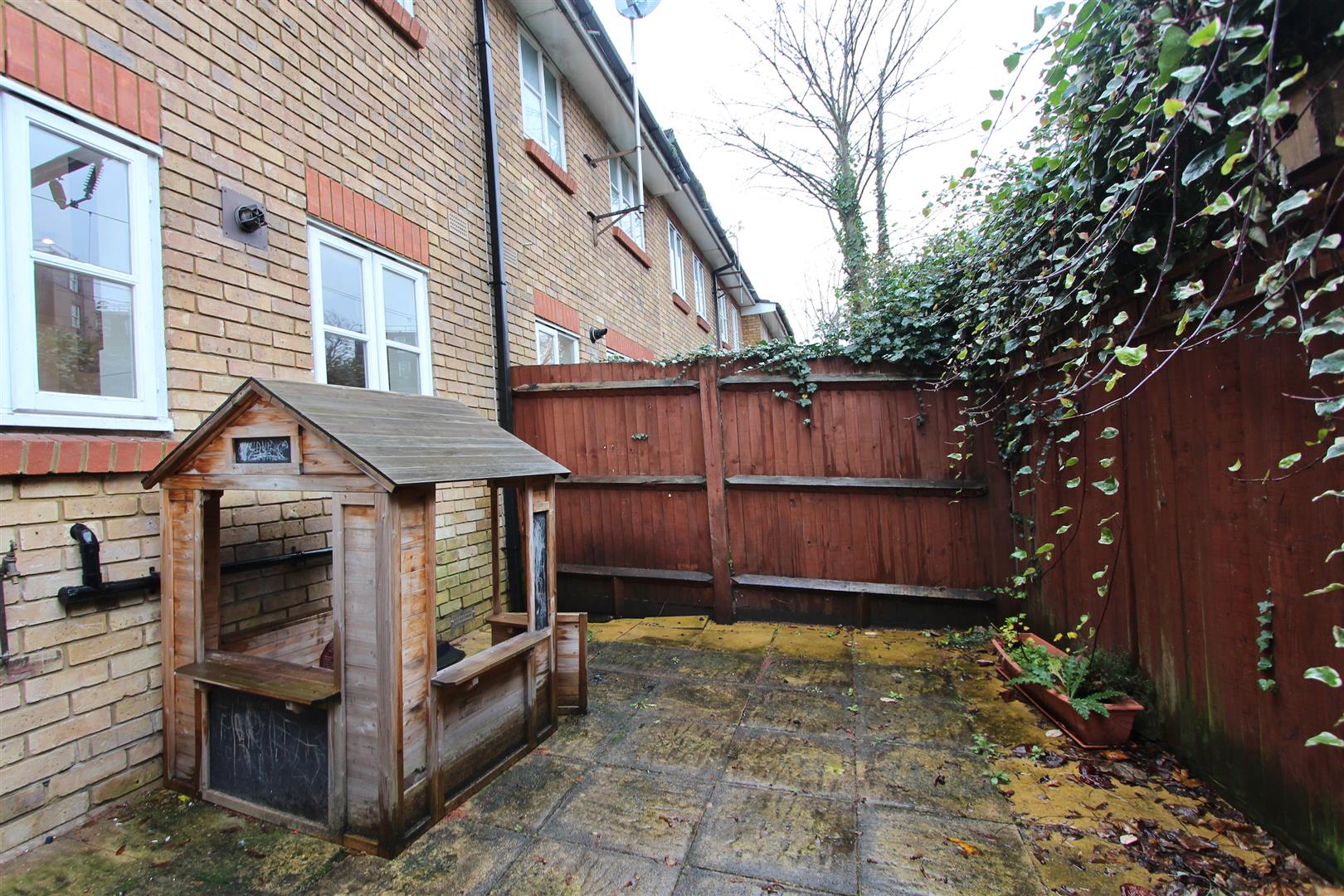 Image for Royal Close, N16